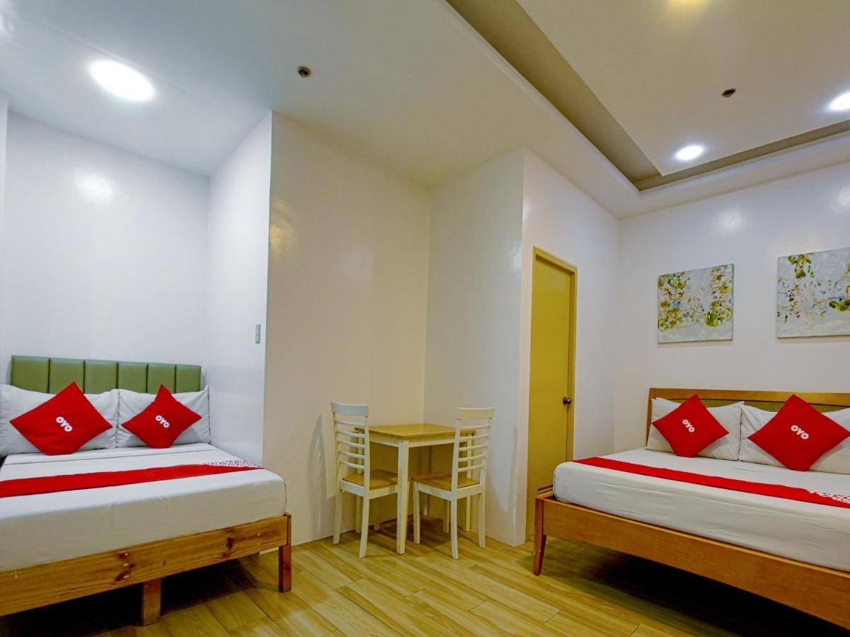 Oyo 783 Freemont Place Paranaque City Esterno foto